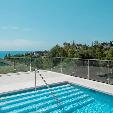 Dana I Eurogolf, Vistas, Wifi, Piscina Y Parking Бенальмадена